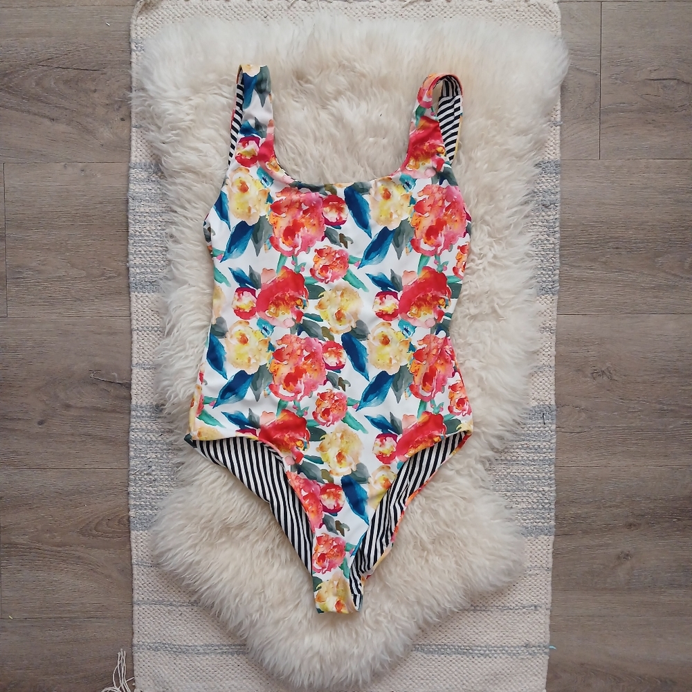 Bathing suit 🌺
